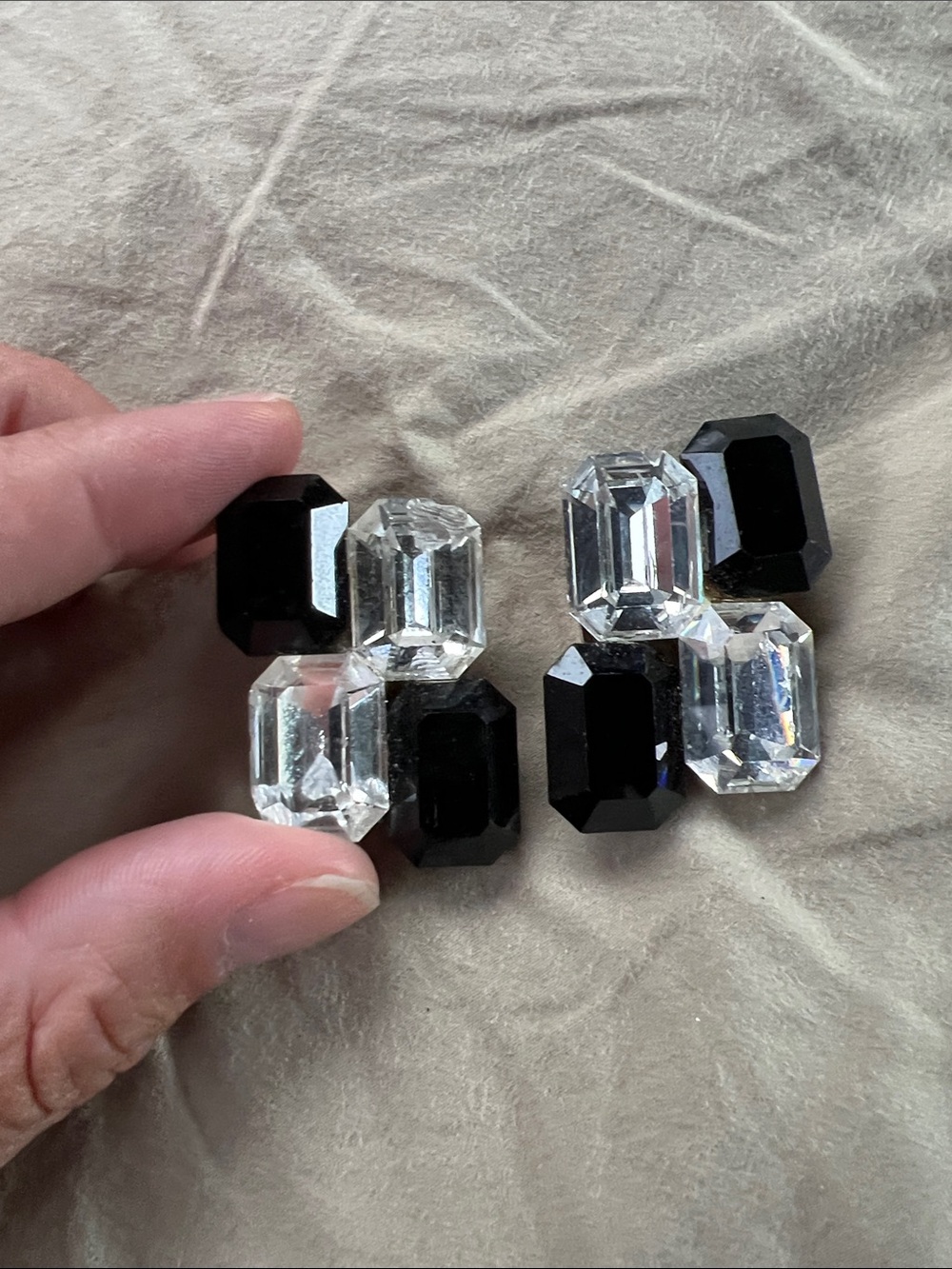 Vintage Wendy Gill Clear Rhinestone Clip On Earrings